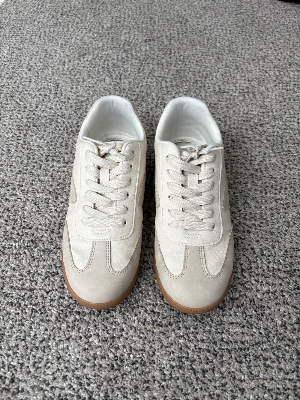 Dolce Vita Women's Sneakers in Cream with Gum Sole